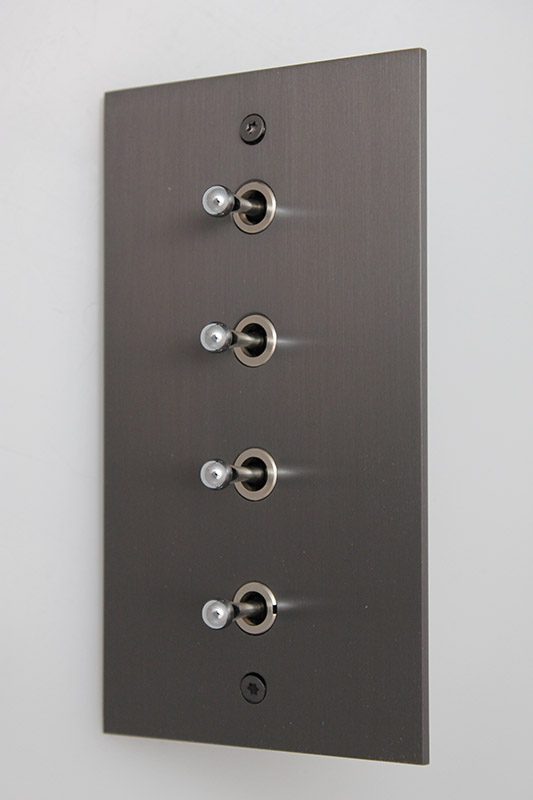 Meljac Plate, Four Toggle Switches