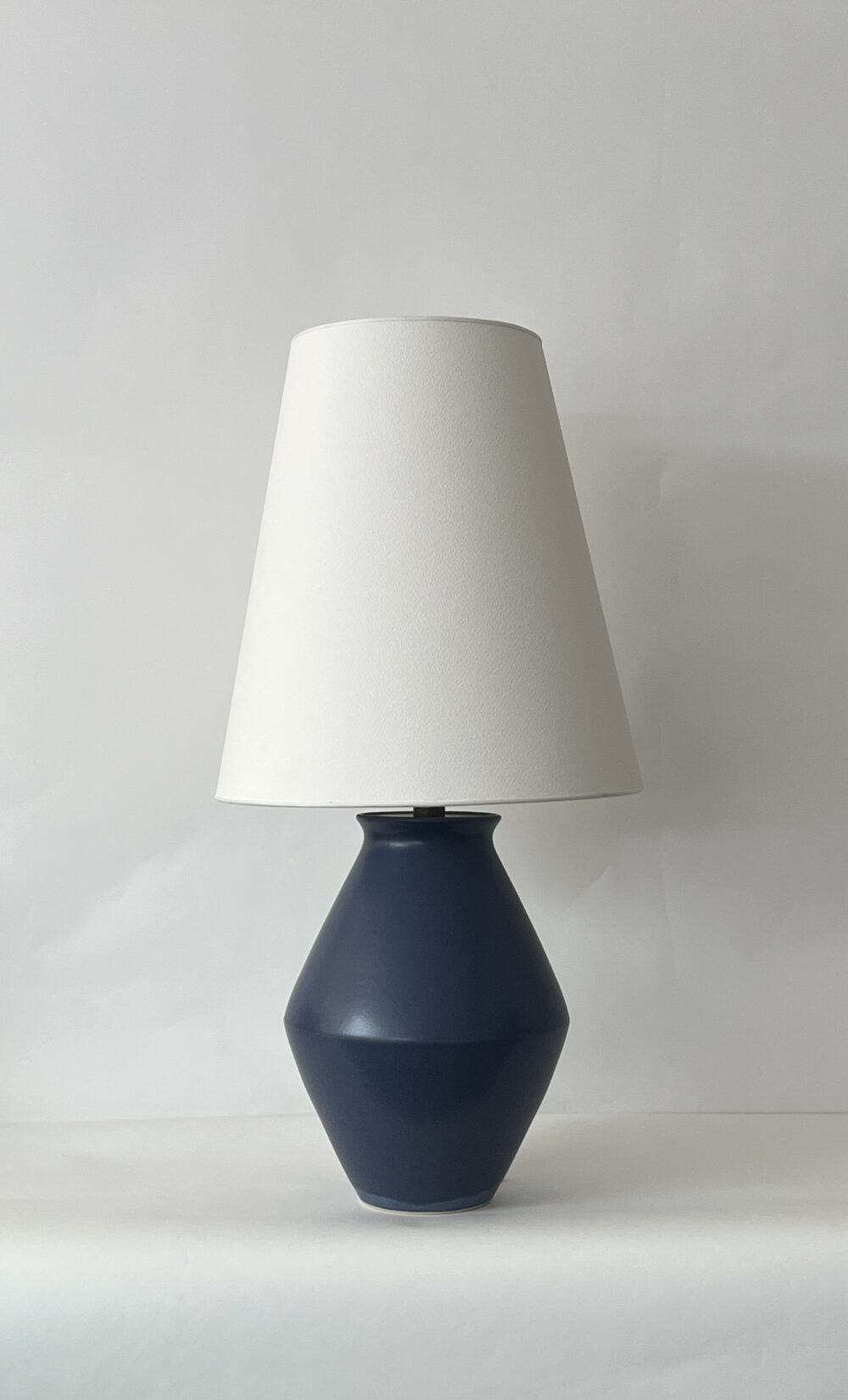 Christiane Perrochon Amphora 27 Indigo Lamp