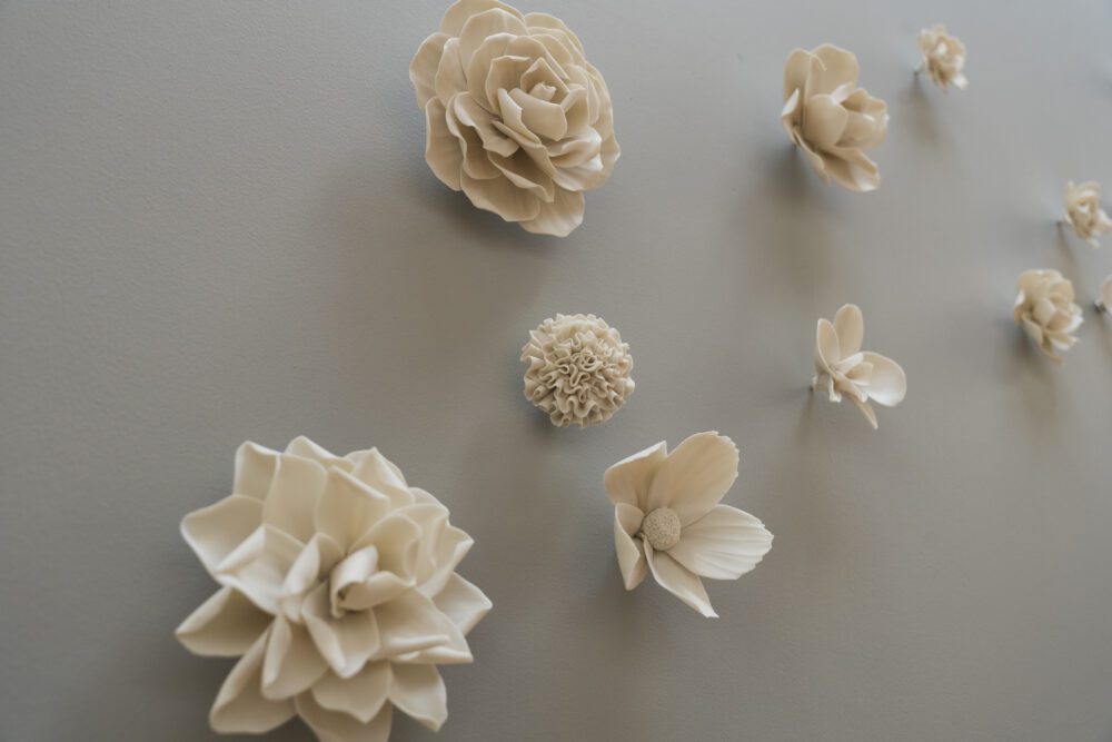 Art et Floritude Porcelain Flowers Composition