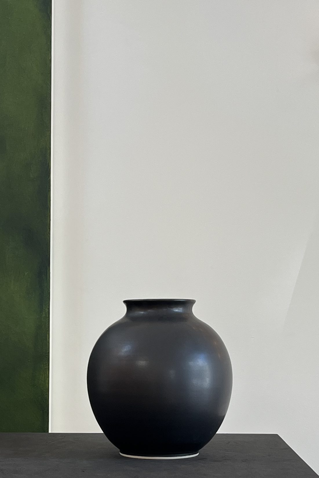 Perrochon-Flower-Vase-Sphere-Matt-Black Christiane Perrochon Flower Vase Sphere